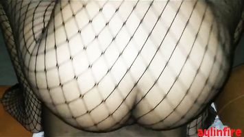 Teen fulfills the sexual fantasy of his taxi driver