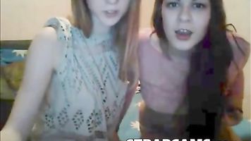 Sexy Teens Undressing and Kissing On Webcam