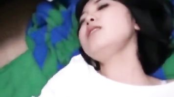 Cute Asian girlfriend in real homemade video